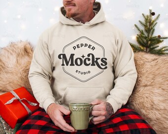 Sand Gildan 18500-hoodiemodel | Foto in kerststijl (digitale download)