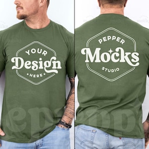 Może przedstawiać: Zielony T-shirt z białym sześciokątnym wzorem z przodu, na którym widnieje napis "YOUR Design HERE" oraz białym sześciokątnym wzorem z tyłu, na którym widnieje napis "PEPPER Mocks STUDIO".