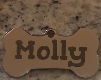 Customized pet tags