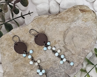 Kolczyki z magnezytu w odcieniu niebieskim Kolczyki boho Kolczyki wiszące Biżuteria w stylu boho Kolczyki vintage Kolczyki wiszące Biżuteria