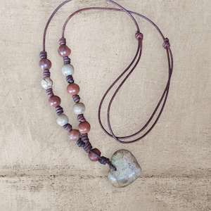 Leather Necklace Impression Jasper Boho Style Jewelry Boho Leather Necklace Semi Precious Necklace Heart Necklace Brown Necklace Jewellery
