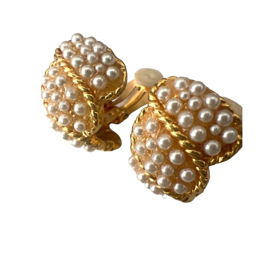 Vintage Clip-on Earrings Faux Pearls Seed Goldton… - image 1