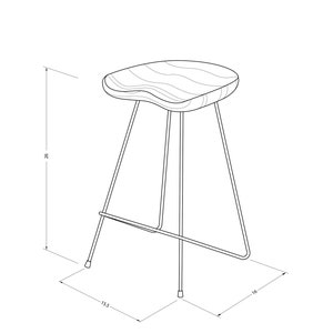 Puede incluir: Dibujo lineal de un taburete de bar con asiento de madera y patas met&aacute;licas. El asiento mide 40,6 cm de ancho y 39,4 cm de profundidad, y el taburete mide 66 cm de alto.