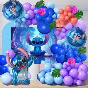 Decorazione per festa di compleanno con palloncino di Lilo e Stitch con sfondo