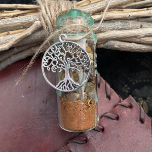 Prosperity Witch Bottle / Spell Jar / 2-1/2 x 1 inch Witch Bottle