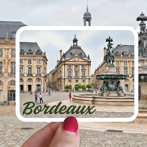 Sticker Bordeaux Frankrijk - Sticker Bordeaux, sticker Frankrijk, sticker Europa, reissticker, sticker backpacker, automagneet, Europastad