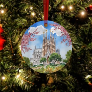 Sagrada Familia Barcelona Christmas Ornament - Spain, Custom Tree Ornament, Wedding Ornament, Engagement Gift, Travel Souvenir, Europe