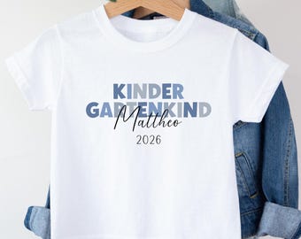 Camiseta personalizada para criança em idade pré-escolar, camiseta para o início do jardim de infância, presente para o início da creche, criança que começará o jardim de infância em 2026.