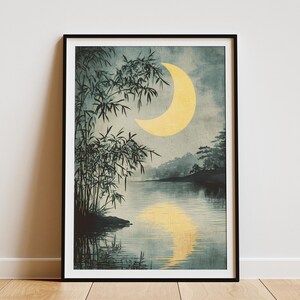 Luna creciente reflejada en un estanque tranquilo Impresión artística de estilo zen asiático Póster de estilo japonés Decoración de pared con luna y bambú Escena de naturaleza serena