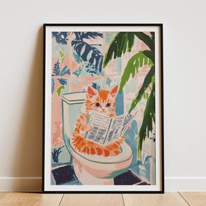 Impresión artística de gatito del bosque noruego, divertido póster de gato en el inodoro leyendo el periódico, decoración de pared para baño, ilustración peculiar de gatito, gato lindo