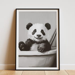 Póster de oso panda en la bañera, impresión minimalista en blanco y negro, arte de pared de animales, decoración de baño, arte de baño de burbujas de panda, impresión artística divertida de panda