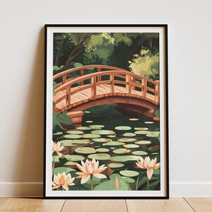 Seerosen und Holzbrücke Poster Japanischer Garten Druck Zen Garten Kunst Ruhige Natur Szene Botanische Illustration Friedliche Landschaft