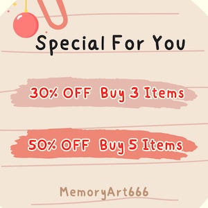 K&ouml;nnte beinhalten: Eine digitale Grafik mit dem Text "Special For You" in Schwarz. Darunter stehen zwei Banner mit der Aufschrift "30% OFF Buy 3 Items" und "50% OFF Buy 5 Items". Die Grafik enth&auml;lt eine rosa Verzierung und eine B&uuml;roklammer. Der Shop-Name "MemoryArt666" steht unten.