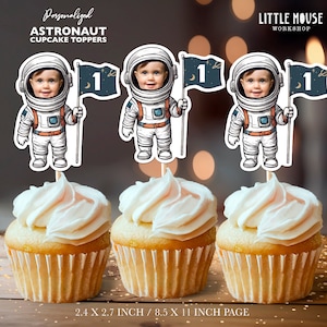 Topper per cupcake con volto di astronauta personalizzato