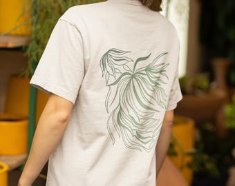 Minimalist Botanical T-Shirt – Women’s Oversized Fit