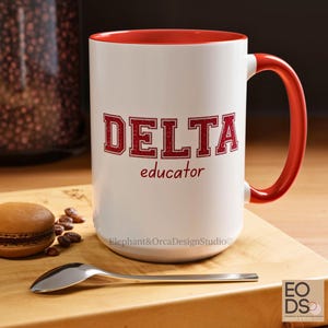 Delta Soror Lehrer-Tasse DST Erzieher Kaffeetasse Sorority Abschlussgeschenk Delta Lehrer Wertschätzung Geschenk Rot-weißer griechischer Buchstabe Becher
