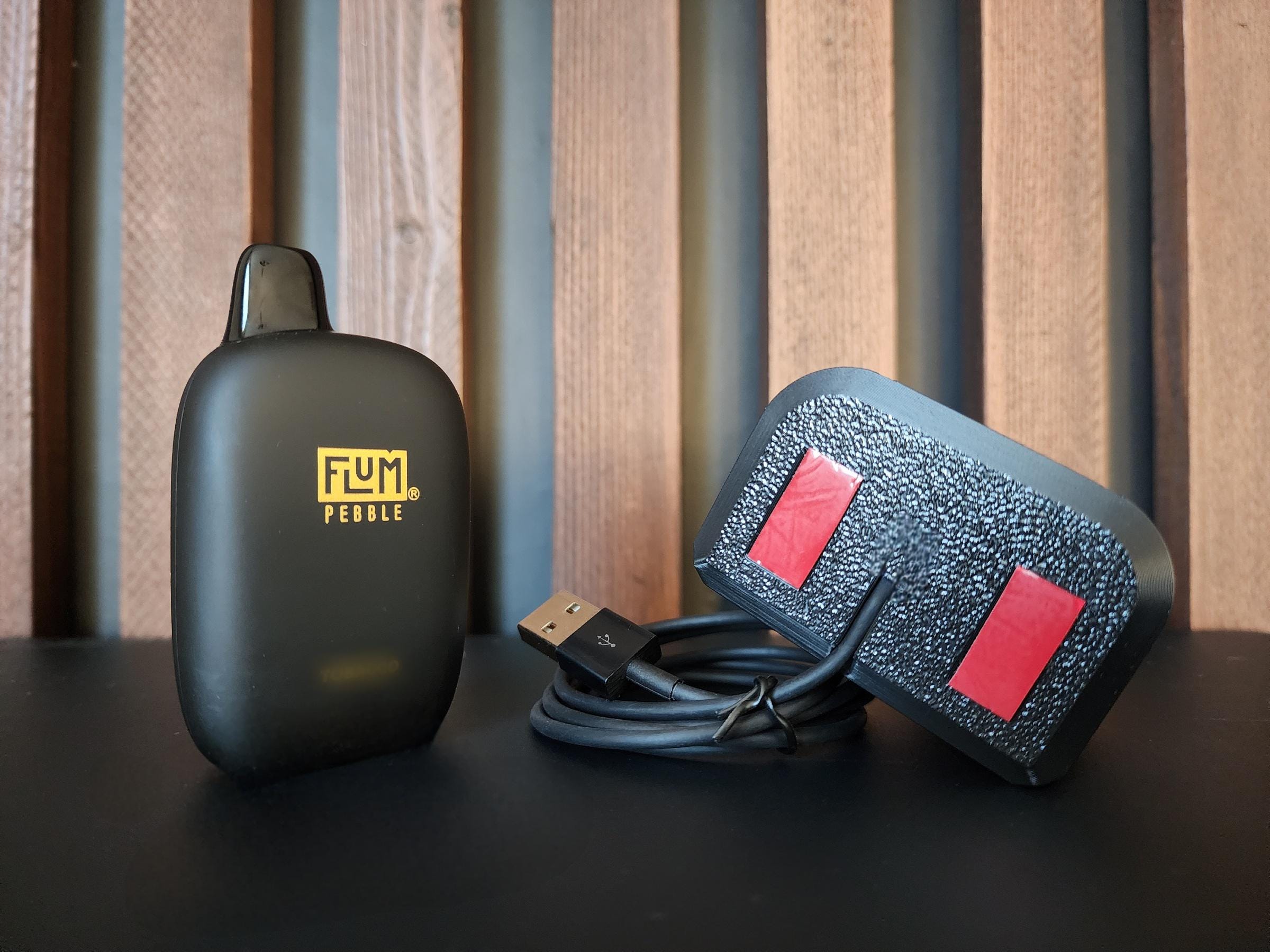 Flum Pebble Charging Dock | Stylish Charging Stand With Built in USB C  Cable | Desk Organizer | Vape Charger | Vape Holder Station - Etsy