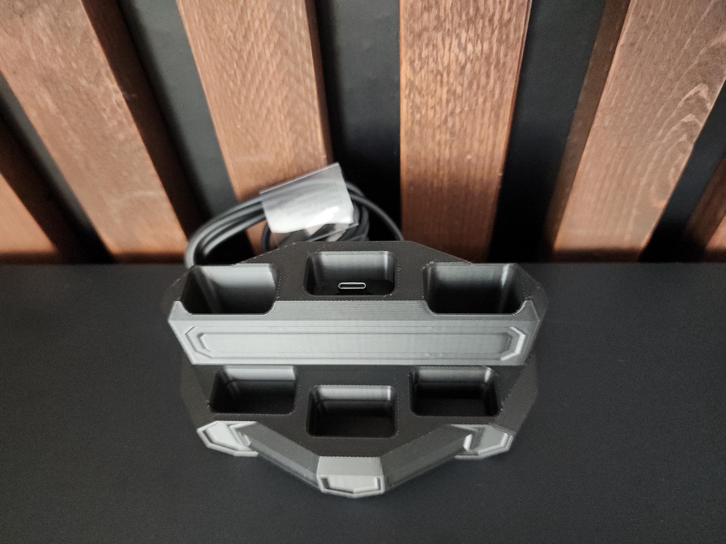 Vaporesso Charging Dock | XROS 4 Mini | Vape Charger | Vape Organizer |  Vape Station | Charging Stand