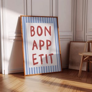 Bon Appetit ポスター、印刷可能な壁アート Eat サイン、タイポグラフィ プリント、フランス語の引用ポスター モダンなキッチン ウォール アート マキシマリスト キッチン ブルー プリント