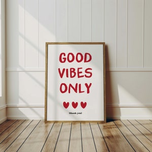 Arte de pared con texto "Good Vibes Only", póster con texto "Good Vibes Only", arte retro de los años 70, arte de pared tipográfico positivo, letrero con texto "Good Vibes Only" para decoración de pared imprimible