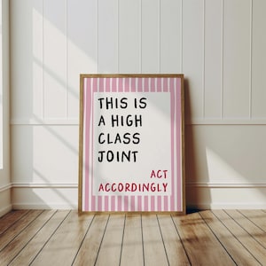 Detta är en högklassig gemensam väggkonst, rosa svart utskrivbar konst, lägenhetsinredning, djärv modern typografisk poster, flickig minimalistisk heminredning