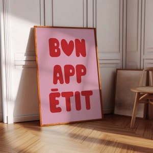 Póster imprimible de Bon Appetit, arte de pared, impresión tipográfica con letrero de comida, póster con cita francesa, arte de pared de cocina retro rojo, impresión maximalista de cocina rosa