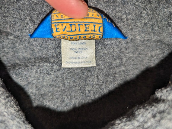 Vintage Pendleton. Made in USA. Pure Wool. Unique… - image 3