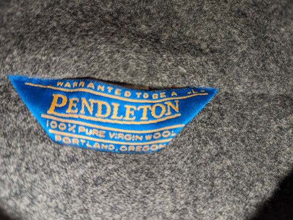 Vintage Pendleton. Made in USA. Pure Wool. Unique… - image 4