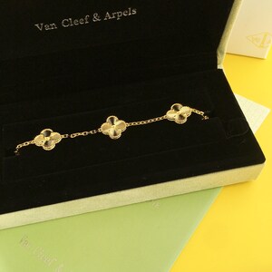 VCA 葉のクローバーブレスレット ゴールド Van Cleef & Arpels VCA 四つ葉のクローバー ブレスレット