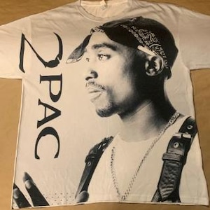 Tup@c Black And White Shirt West Coast Rap California 90&#39;s Hip Hop Old School Gangsta Rap Mothers Day Fathers day Gifts fba Christmas