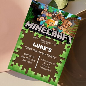 Sjabloon voor uitnodiging voor een kinderfeestje met tekenfilmspelletjes, sjabloon voor een verjaardagskaart met een spel voor jongens, uitnodiging voor een verjaardag met een gamer voor jongens