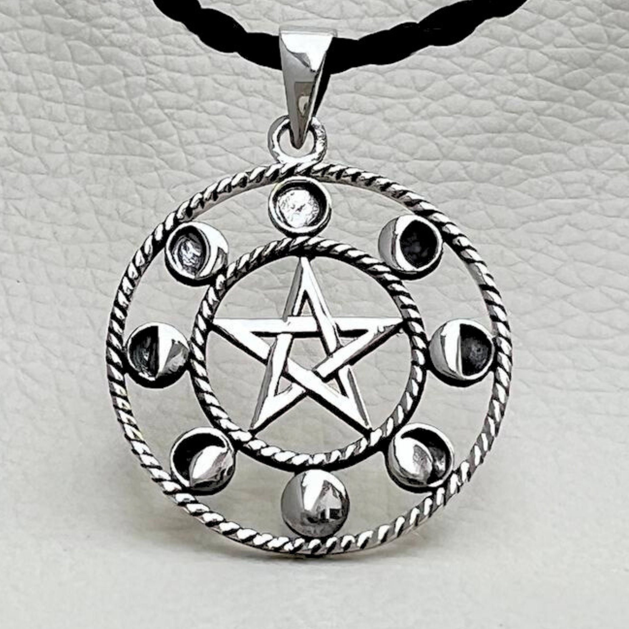 Sterling Silver 925 3D Wiccan Moon Phase Pentagram Pendant – Handmade Celtic Star Necklace for Rituals, Pagan Gift, Spiritual Protection