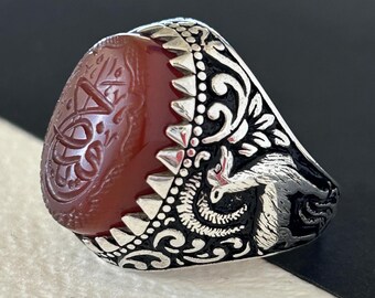 Anillo artesanal de ágata roja en plata de ley: caligrafía "Ya Fettah"