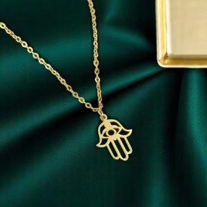 Colar Feminino Dourado - Colar Delicado Feminino Dourado - Colar Feminino com Pingente e Corrente Dourados - Colar da Amizade - Colar Minimalista Dourado