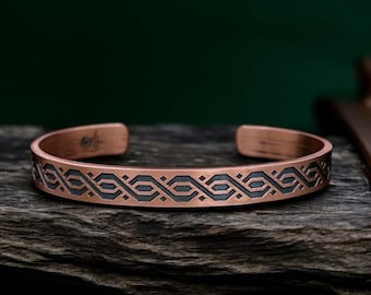 Rustic Copper Cuff Bracelet: Personalized Handmade Mens Jewelry