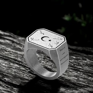 Bague chevalière minimaliste rectangulaire personnalisable en argent 925 avec nom