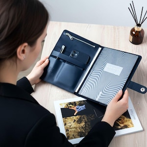 Cuaderno A5 de piel envejecida: Cuaderno recargable con portalápices