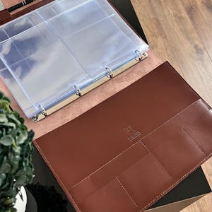 Reliure A4 personnalisée en cuir brillant - Organiseur élégant avec système de 4 anneaux, cadeau idéal pour les anniversaires et les étapes importantes de la famille