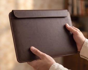 Brown Leather MacBook Sleeve, Crazy Horse Leather Laptop Case, Magnetic MacBook Pro Cover 14 16