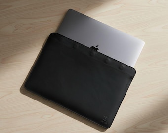 Leather Laptop Sleeve Magnetic, Full Grain Case for 13 14 15 16 inch Laptop, MacBook Cover