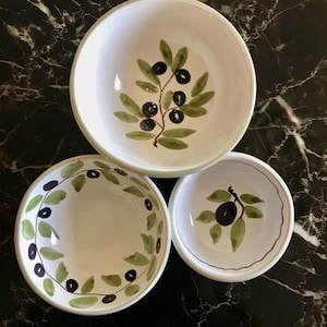 Williams Sonoma Handmade In Italy Pottery Footed Serving Dip Bowls Set Three