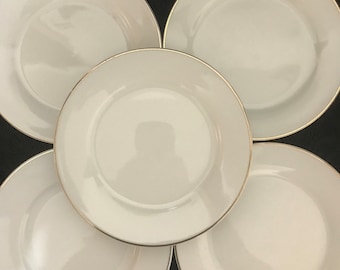 Juego de cinco platos de ensalada y postre de porcelana blanca con adornos dorados (7 1/2 pulgadas)