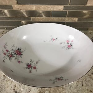 Petite Rose By Lacco Pink Roses Floral Silver Gray Leaves Design With Platinum Trim Porcelain Serving Bowl (10 1/4 Inches L’ X 8 Inches W’)