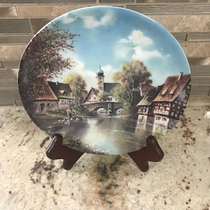 1991 Germany Vohenstrauss Johann Seltman Bavaria Porcelain Collectible Decorative Wall Hanging Plate (8 Inches)