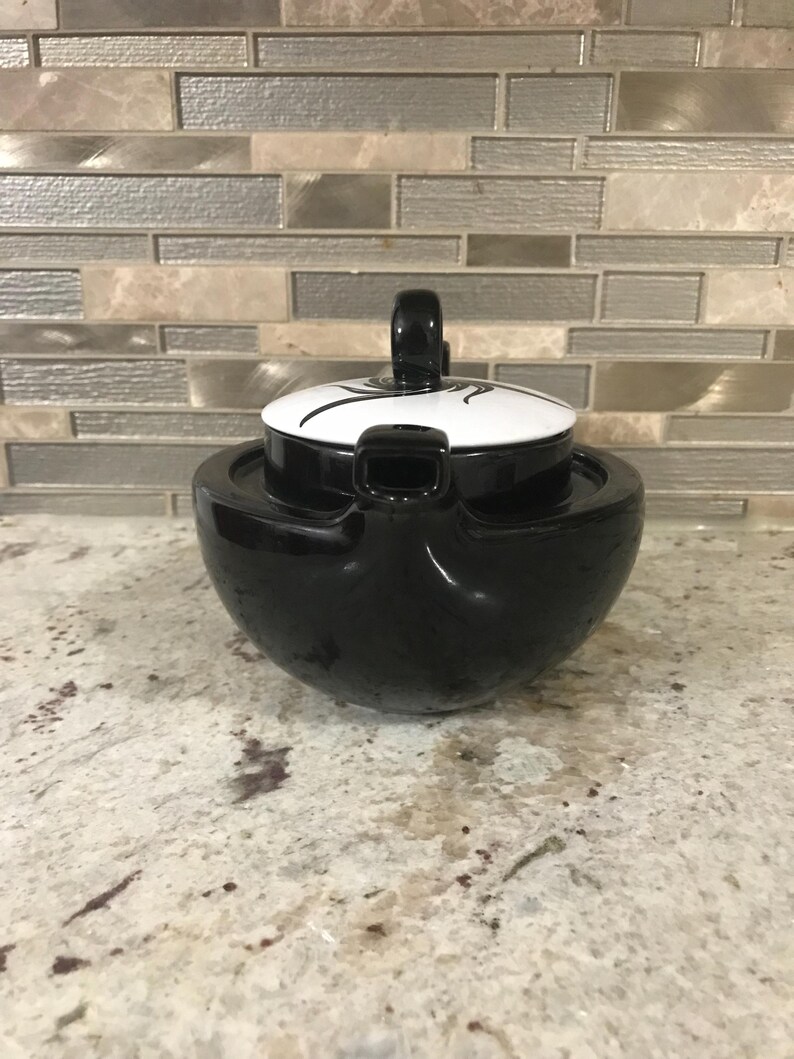 The Tea Spot Teapot - Thumbnail 2