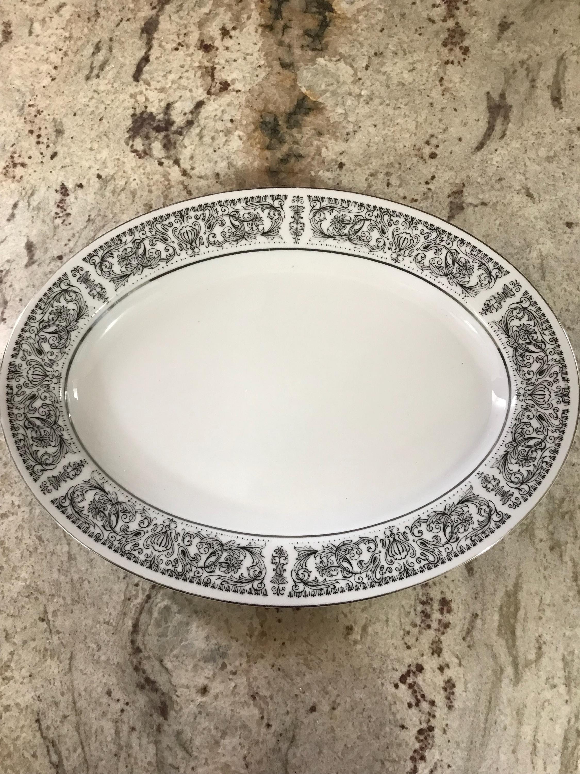 Japanese Berkeley House Fine China Forum 6707 Black Floral Pattern