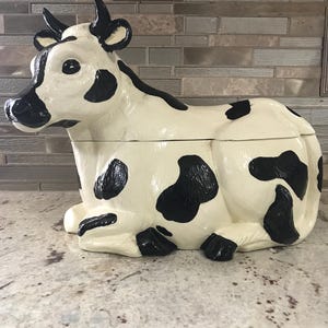Black White Ceramic Cow Cookie Jar Collectible Container Kitchen Decor (9 Inches H’ X 12 Inches L’)