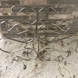 Silver Rustic Stainless Steel Metal Rack 6 Bottle Wine Liquor Holder Stand Swirl Design Decor (9 1/2 Inches H’ X 14 1/2 Inches W’)