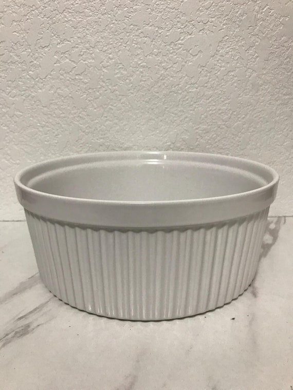 Vista Alegre White Ribbed Large Round Cook & Serve Casserole Dish