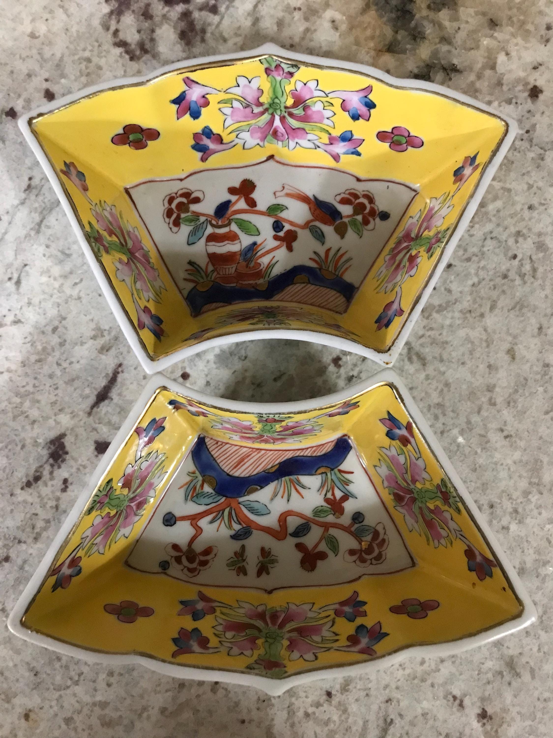 日本の黄色い手描き鳥花柄陶器扇子（収集品、装飾品、ソース皿または 